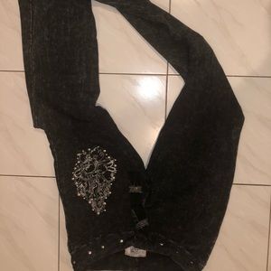 Loose fitting pants. So comfy!